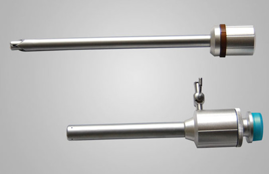 A235 帶保護穿刺器